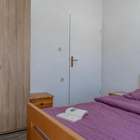 Apartamento Tusla 3 By Interhome