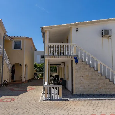 Apartamento Tusla 3 By Interhome